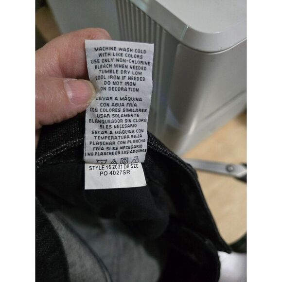 Jordache Premium Bootcut Jeans Size 16 Black Denim wardrobe staple classic goth - Picture 12 of 13